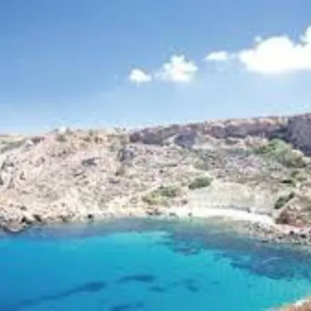 With Pool , Close To The Sea And St Julians *