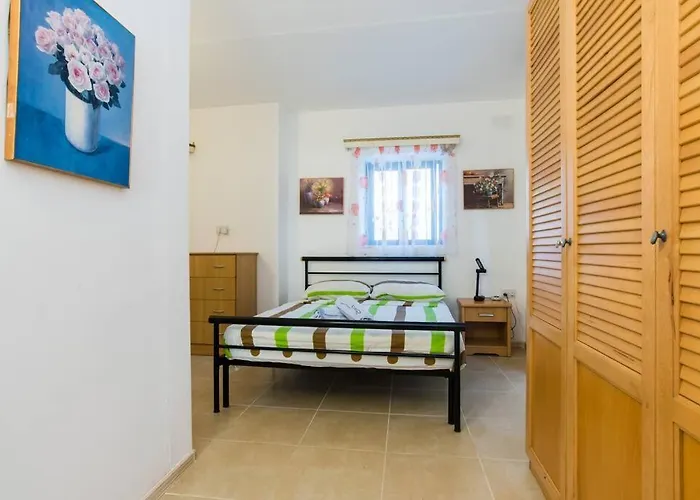 Close To And Stjulians