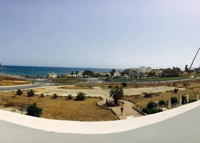 Close To And Stjulians *